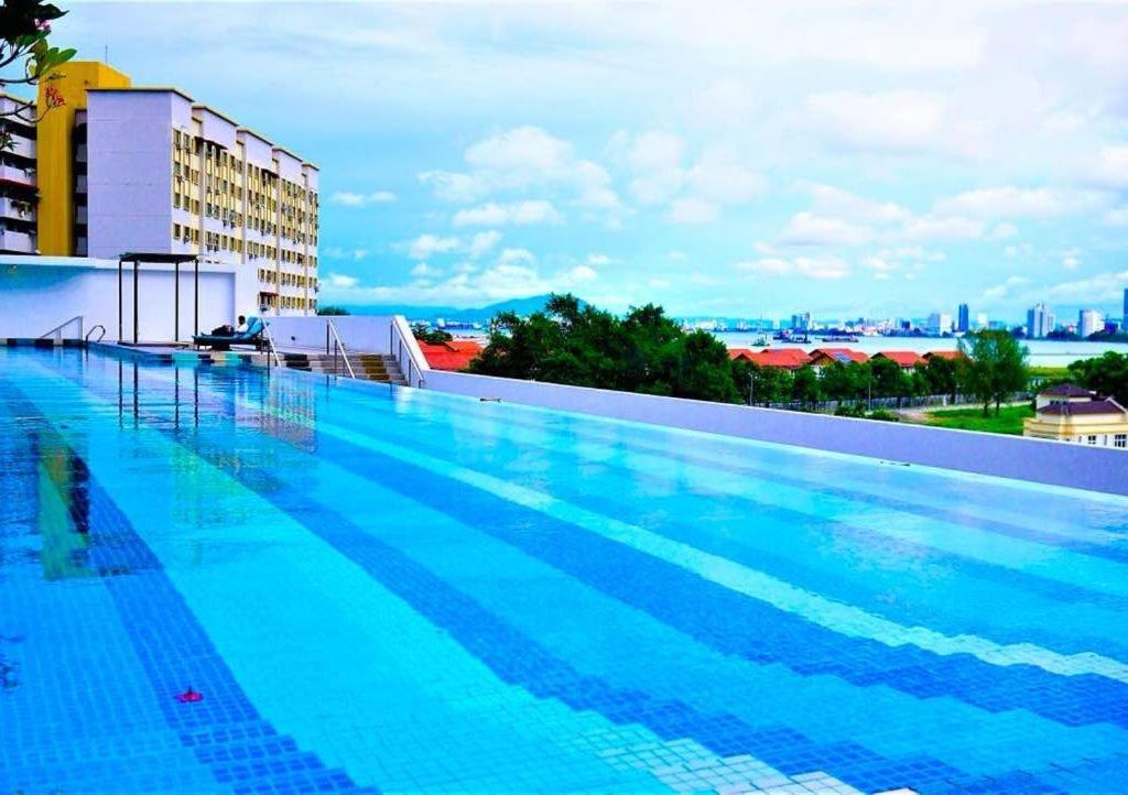 Landmark By Katana 3Br Romantic Luxury Seaview Homestay Gurney无敌海景三房套房 Tanjung Tokong Zewnętrze zdjęcie