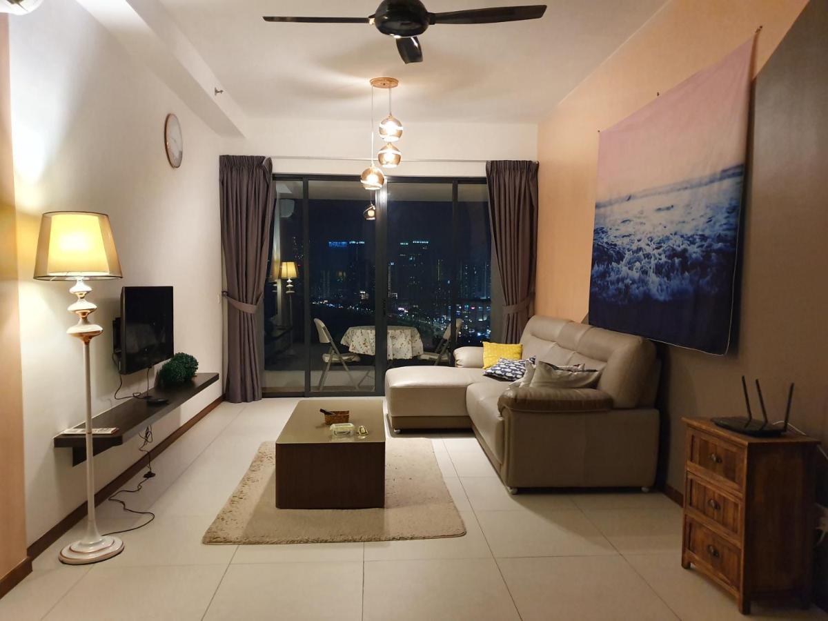 Landmark By Katana 3Br Romantic Luxury Seaview Homestay Gurney无敌海景三房套房 Tanjung Tokong Zewnętrze zdjęcie